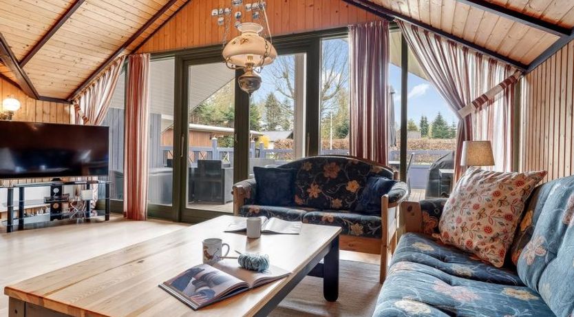 Photo of "Ovine" - 900m from the sea