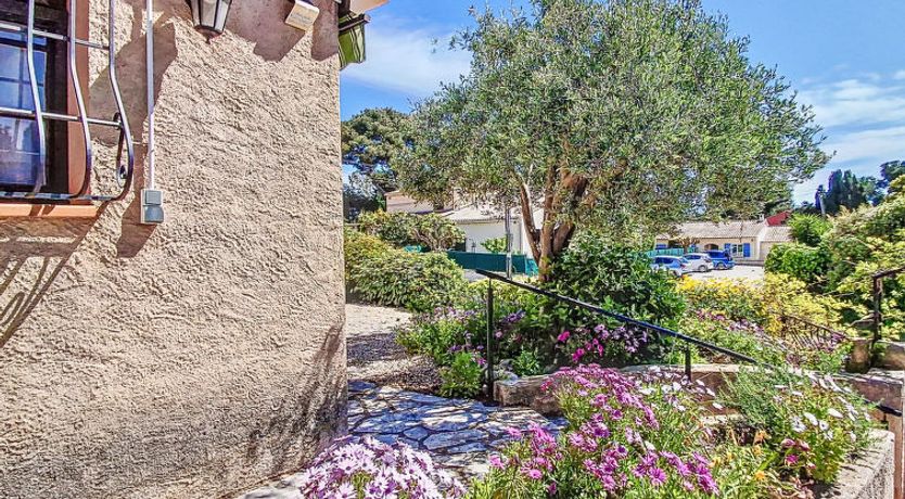 Photo of La Coustelline