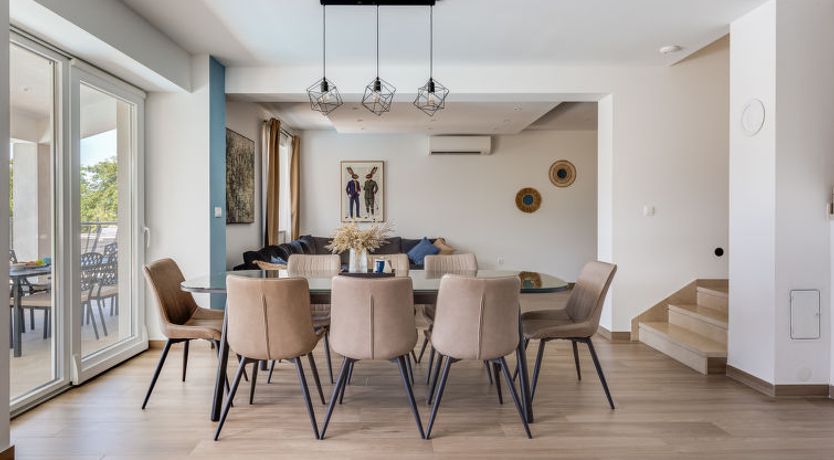 Photo of Escape on lake