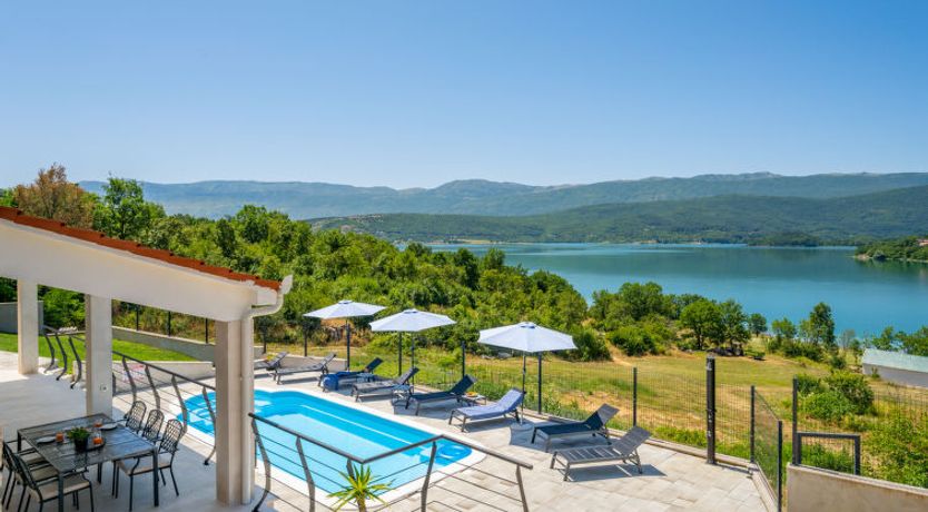 Photo of Escape on lake