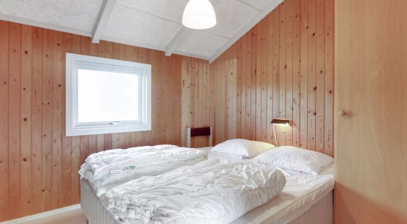 Photo of "Lowe" -  from the sea