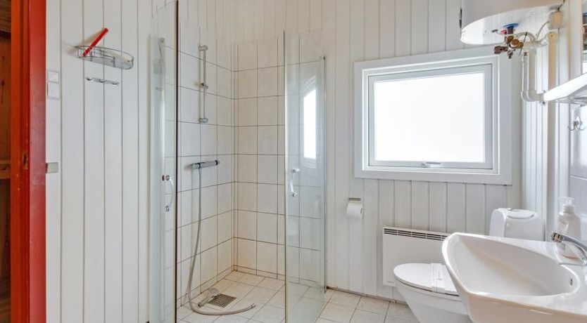 Photo of "Lowe" -  from the sea