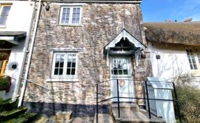 Photo of 2 Bed in Kingsbridge