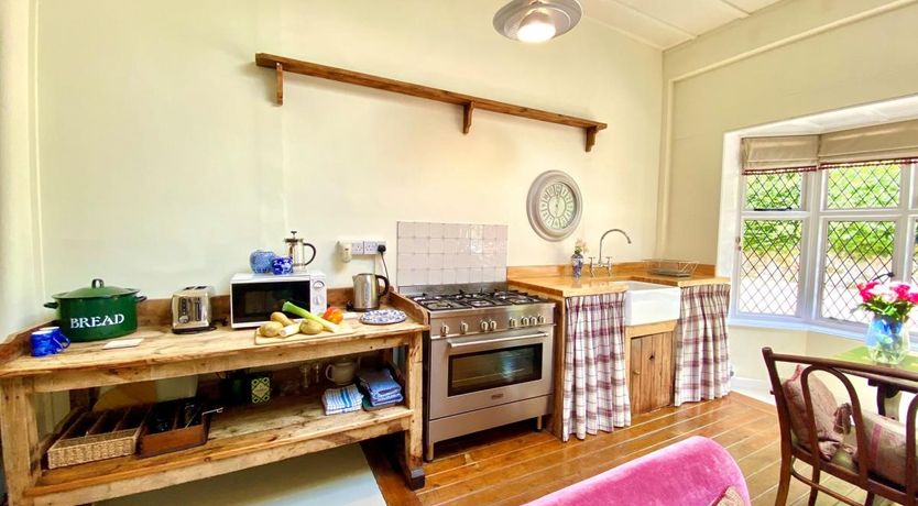 Photo of 1 Bed in Ventnor