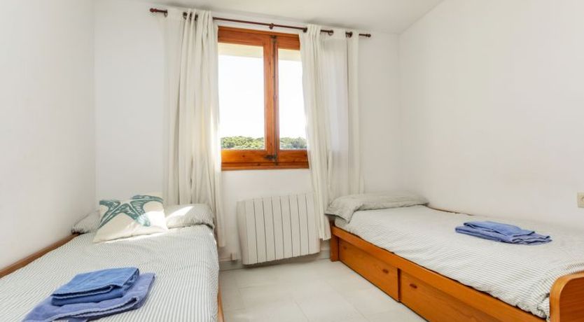 Photo of Country Club II