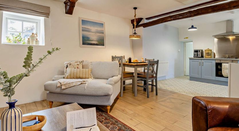 Photo of 2 Bed in Llanon