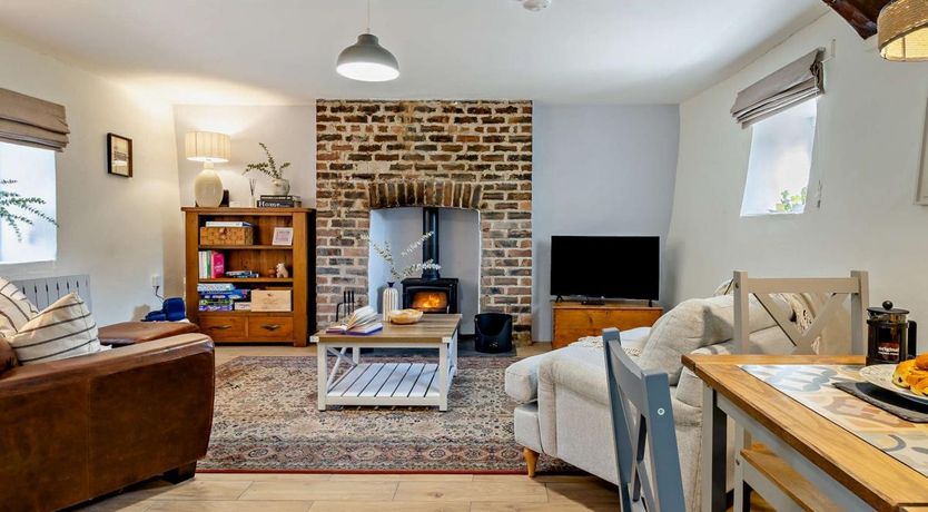 Photo of 2 Bed in Aberaeron