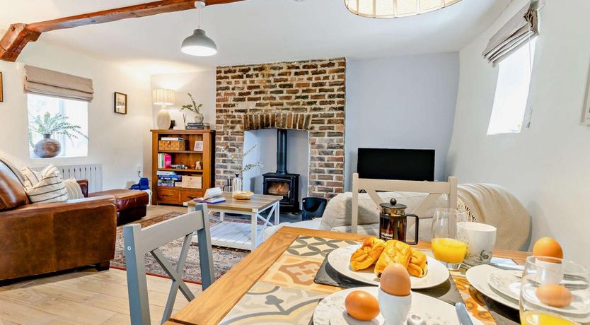 Photo of 2 Bed in Aberaeron