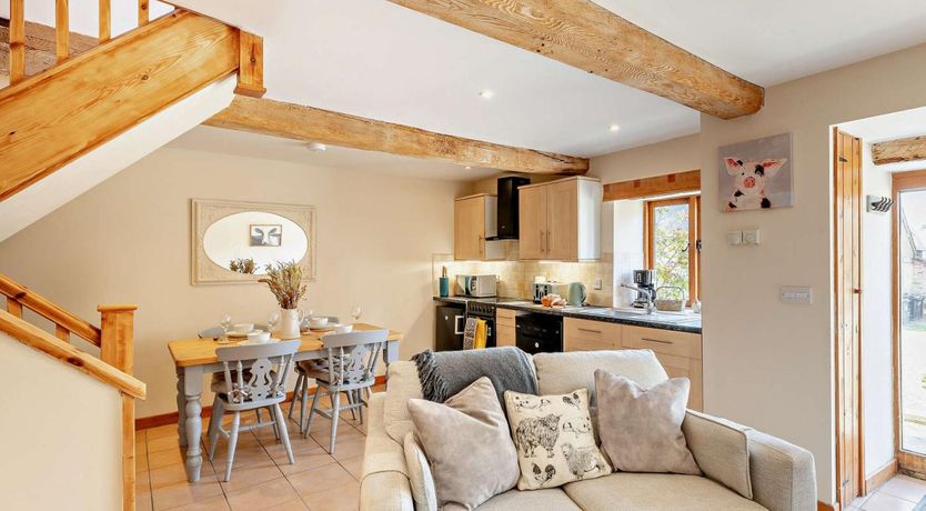 Photo of 2 Bed in Craven Arms