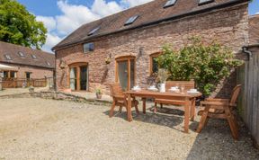 Photo of 2 Bed in Craven Arms