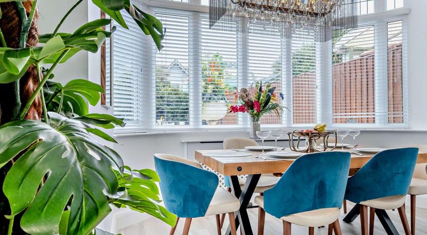 Photo of 3 Bed in Shanklin