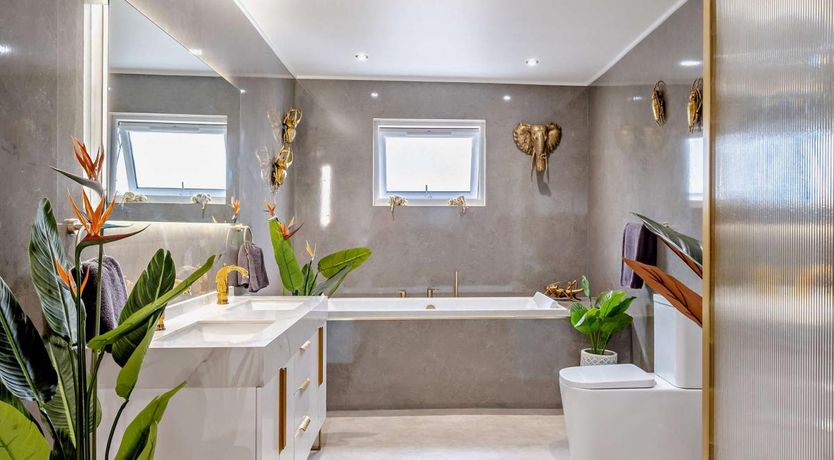 Photo of 3 Bed in Shanklin