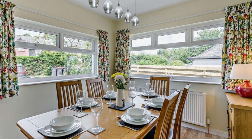 Photo of 3 Bed in New Abbey