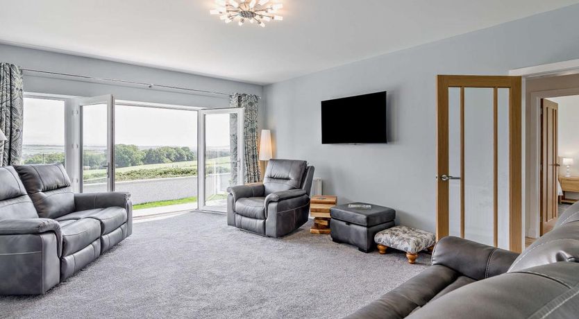 Photo of 3 Bed in New Abbey