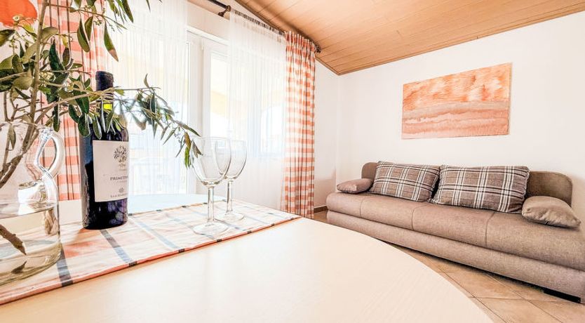 Photo of Nachtigall Vir Apartment 2