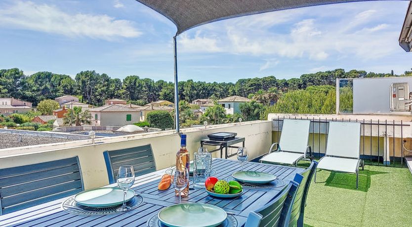 Photo of Le Fidji Apartment 2