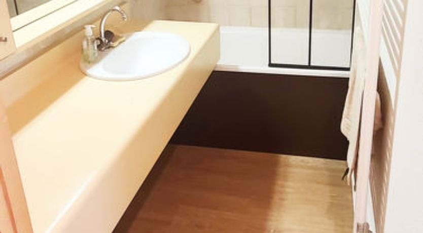 Photo of Le Vernon N 406 - ST5