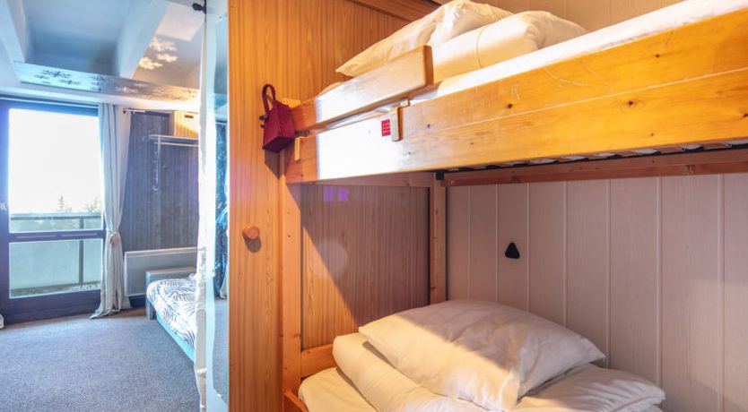 Photo of Le Vernon N 406 - ST5