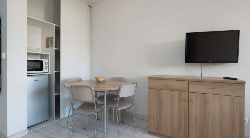 Photo of Cap Camargue B N 26 - 2P4