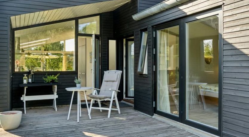 Photo of "Annlisa" - 750m from the sea