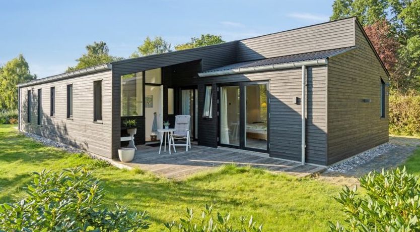 Photo of "Annlisa" - 750m from the sea