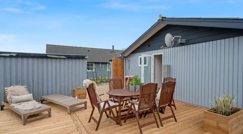 Photo of "Heike" - 700m to the fjord