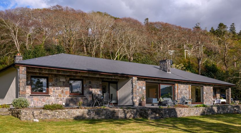 Photo of Caragh Lake House and Sauna 