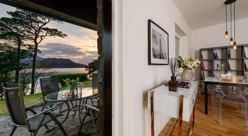 Photo of Caragh Lake House and Sauna 