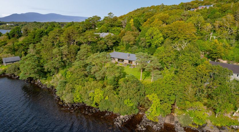 Photo of Caragh Lake House and Sauna 