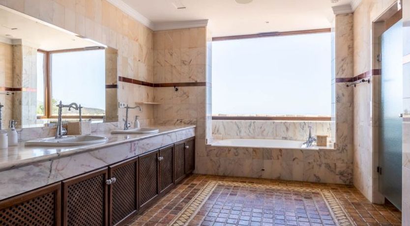 Photo of Serena Marbella