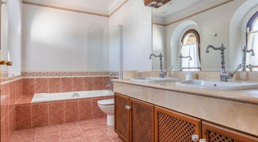 Photo of Serena Marbella