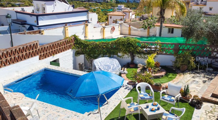 Photo of Celia Luise