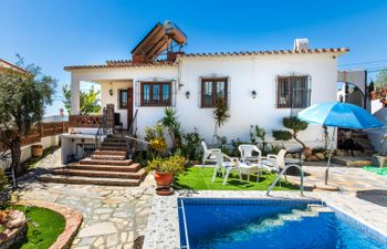 Celia Luise Holiday Home