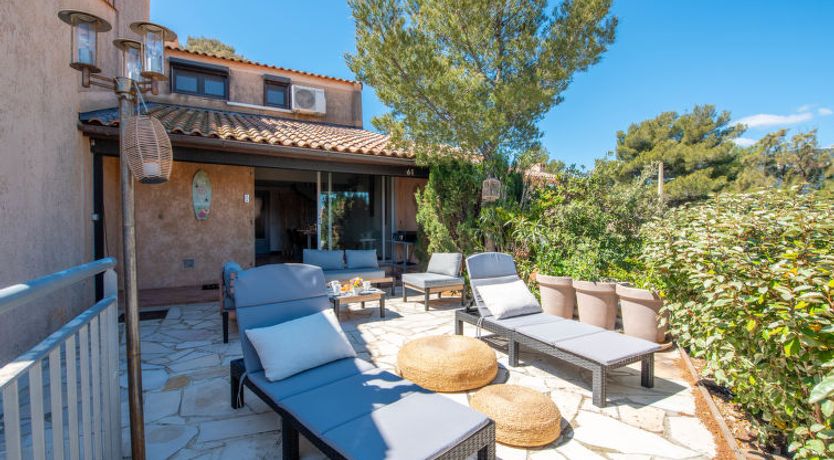 Photo of Les Mas du Levant Holiday Home 3