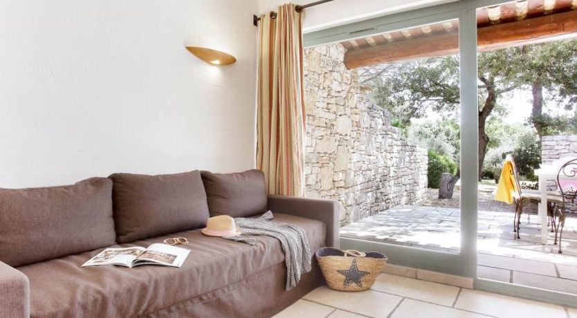 Photo of Odalys Référence La Bastide des Chênes Holiday Home 3