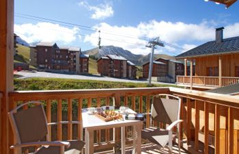 Front de Neige Apartment 2 Holiday Home
