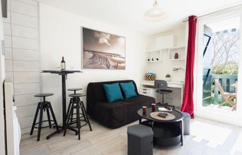 Maïtena Apartment 3 Holiday Home