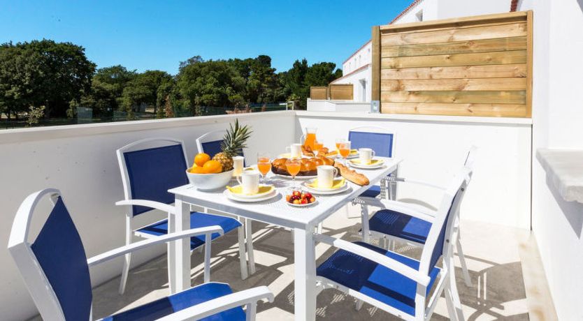 Photo of Le Domaine des Pins Apartment 3
