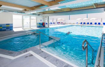Le Domaine des Pins Apartment 4 Holiday Home