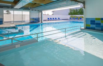Le Domaine des Pins Apartment 2 Holiday Home