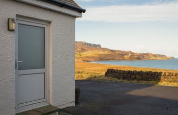 Solas Alainn Chalet Holiday Home