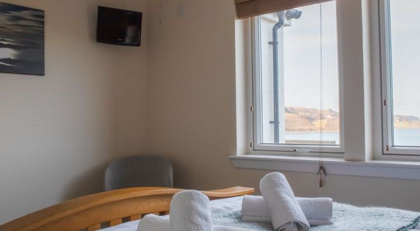 Photo of solas Alainn