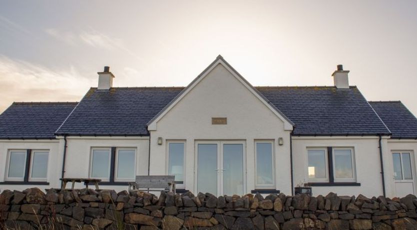 Photo of solas Alainn