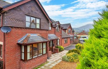 The Beeches Holiday Home