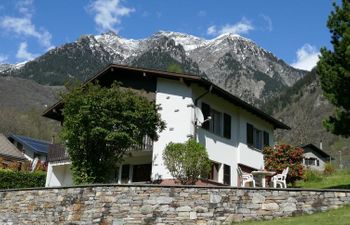 Ca Jeanne Holiday Home