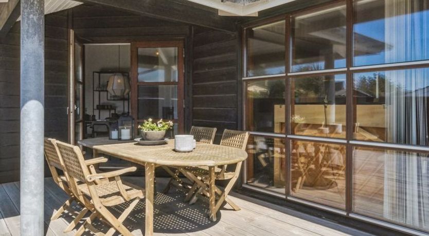 Photo of "Fridgerd" - 250m from the sea