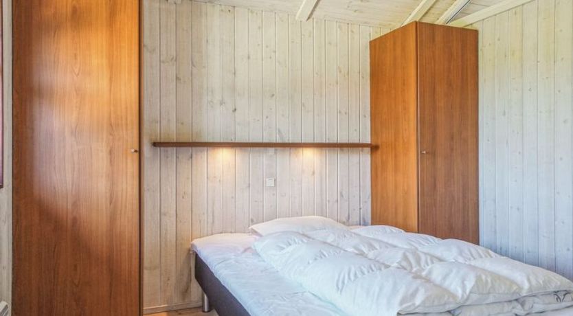 Photo of "Fridgerd" - 250m from the sea