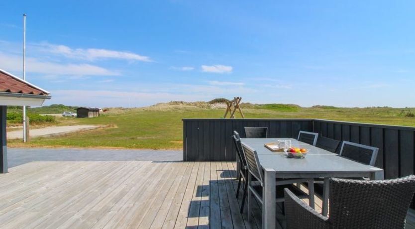 Photo of "Edmer" - 50m from the sea