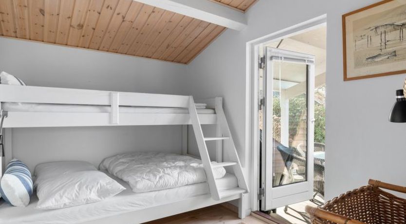 Photo of "Dimo" - 20m from the sea