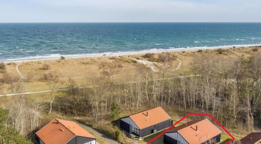 Photo of "Orpah" - 100m from the sea